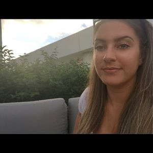 Meet your Posher, Jaclyn